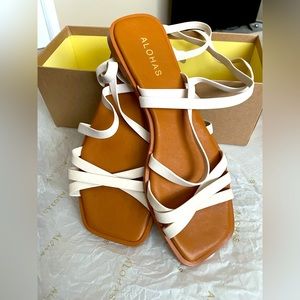 ALOHAS Nomad Off White Sandals